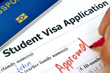 Student Visa වලින් රට යන්නද හිටියේ? පිටරට ස්ථිර පදිංචිය වෙන හීනය අමතක කරන්න වෙයි - වැඩසටහන අවලංගුයි