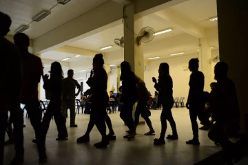 ஓமான் மனித கடத்தலில் ஈடுபட்ட அதிகாரியின் இராஜதந்திர கடவுச்சீட்டு இரத்து