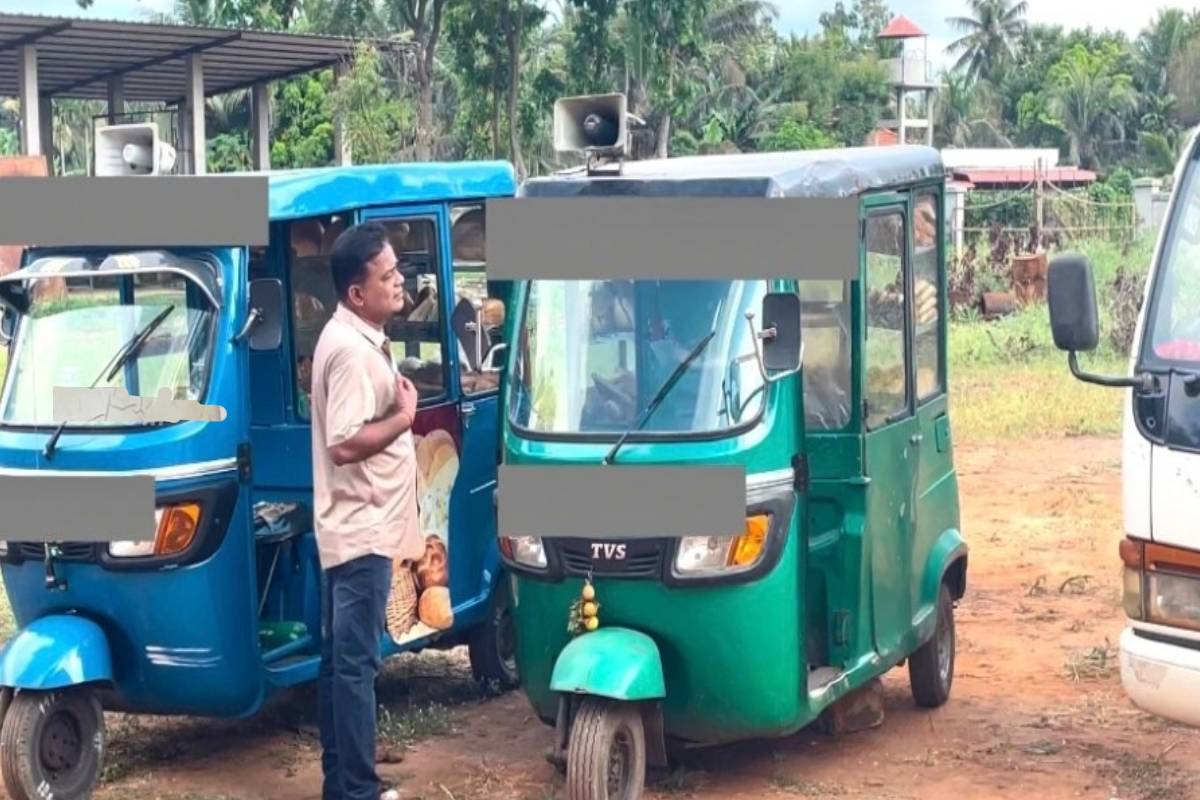 யாழில் திடீர் சோதனை ; வெதுப்பக பொருட்கள் விற்பனையில் முறைகேடு | Irregularities In Sale Of Bakery Products Jaffna யாழில் திடீர் சோதனை ; வெதுப்பக பொருட்கள் விற்பனையில் முறைகேடு | Irregularities In Sale Of Bakery Products Jaffna