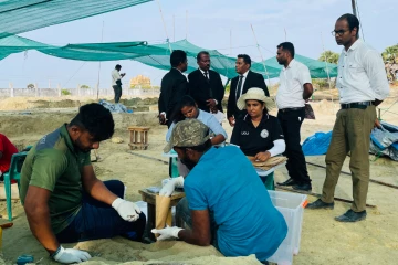 செம்மணி புதைகுழியில் சிறுவர் ஆடையின் சிதைவுகள் கண்டுபிடிப்பு..!