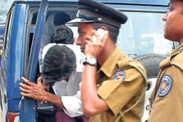 யாழில் சரமாரியான வாள்வெட்டு -தலைமறைவாக இருந்தவர் சிக்கினார்