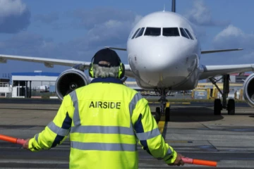 பெல்ஜியத்தில் மர்ம ட்ரோன்கள் பறந்ததால் பல விமான சேவைகள் இரத்து