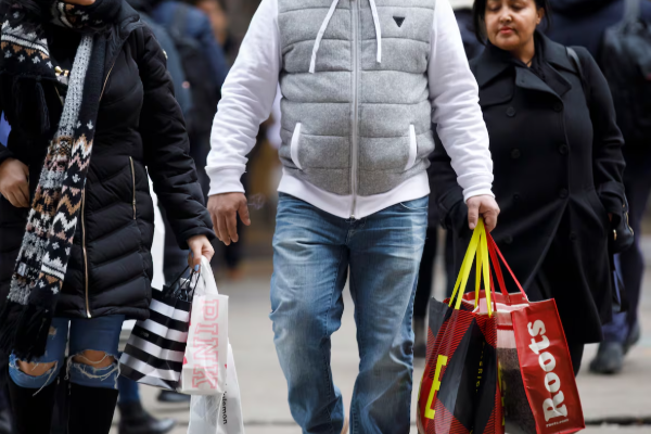 டொரொன்டோ மக்களுக்கு பொலிஸார் விடுத்துள்ள எச்சரிக்கை | Police Warn Of Uptick In Pickpocketing Thefts டொரொன்டோ மக்களுக்கு பொலிஸார் விடுத்துள்ள எச்சரிக்கை | Police Warn Of Uptick In Pickpocketing Thefts