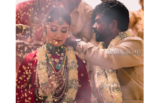 நயன்தாரா திருமணத்தில் ரஜினி அளித்த பரிசு! முதல் மாத திருமணநாளில் விக்கி வெளியிட்ட புகைப்படம் | Nayantha First Month Anniversary Rajini Photo