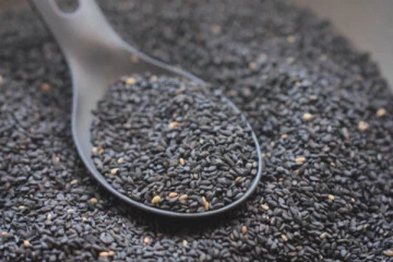 வெறும் 2 ஸ்பூன் எள்ளில் இவ்வளவு நன்மைகள் கொட்டி கிடக்கா! ​அலண்டு ஓடும் இதய நோய்