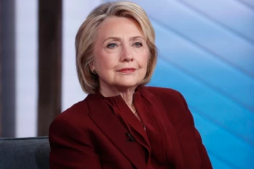 ஹிலாரி கிளிண்டனுக்கும் கொரோனா!