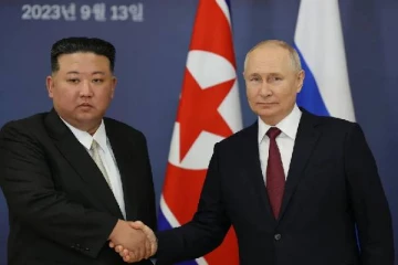 மேற்கத்திய நாடுகளுடன் புனிதப் போர்: விளாடிமிர் புடின் - கிம் ஜாங்-உன் உறுதி