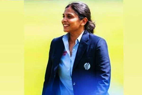 மகளிர் உலகக் கிண்ண இறுதிப் போட்டியின் மத்தியஸ்தர்கள் குழாத்தில் இலங்கையின் நிமாலி - மிஷெல் | Sri Lankan Umpires In Icc Women S Wc Semis