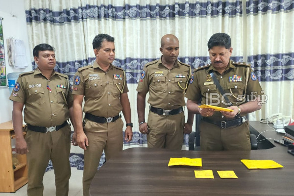 மட்டக்களப்பில் கைதான போதைப்பொருள் வியாபாரிகள் | 2 Drug Dealers Arrested With Ice Drugs In Batti