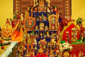 2023 நவராத்திரி: ஒன்பது நாளும் இதை படைத்தால் வீட்டில் செல்வம் பெருகுமாம்