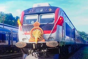 கொழும்பில் இருந்து பதுளைக்கு புதிய சொகுசு தொடருந்து சேவையை ஆரம்பிக்க நடவடிக்கை