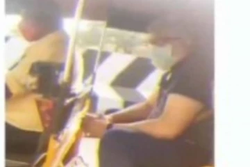 ஆட்டோவில் சென்ற தல..பார்த்து ரசித்த ரசிகர்கள்