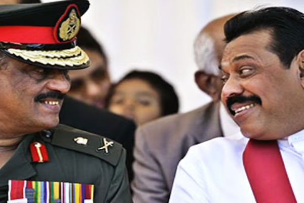 நாய் குரைப்பதால் சிங்கம் அஞ்சாதாம்.! பொன்சேகாவுக்கு மகிந்தவின் பேச்சாளர் பதிலடி | Mahinda Rajapaksa Sarath Fonseka Fight