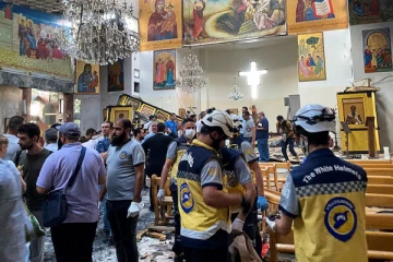 සිරියාවේ පල්ලියකට බෝම්බ ප්‍රහාරයක් - 22ක් මරුට