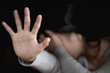 உடலில் இருந்து பேயை விரட்டுவதாக கூறிய மந்திரவாதி..18 வயது பெண்ணிற்கு அடுத்து நிகழ்ந்த கொடூரம்