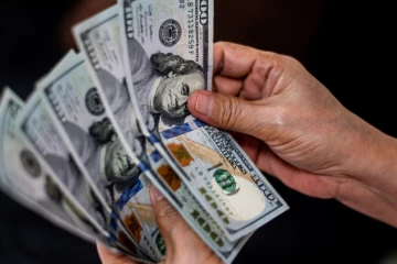 இலங்கை ரூபாயின் பெறுமதி வீழ்ச்சி!