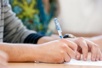 இலங்கை சட்டக் கல்லூரி பரீட்சை விவகாரம்!முறியடிக்க நாடாளுமன்றத்தில் ஒன்றிணையுமாறு வலியுறுத்து