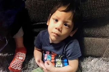 அவன் குழந்தை அல்ல சாத்தான்! 6 வயது சிறுவனுக்கு பெற்ற தாய் செய்த கொடுமை