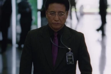 எந்திரன் பட வில்லன் நடிகர் யார் தெரியுமா.. இவ்வளவு பெரிய பீர் கம்பெனி ஓனரா?