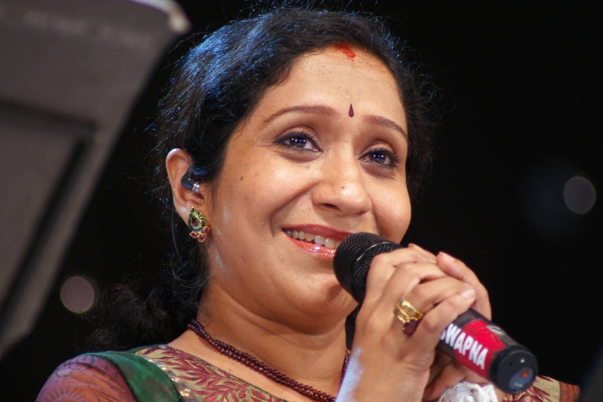 பாடகி சுஜாவிற்கு தொண்டையில் என்ன பிரச்சனை? இதை குணப்படுத்த முடியுமா? | What Problem With Singer Suja S Throat Can Cured