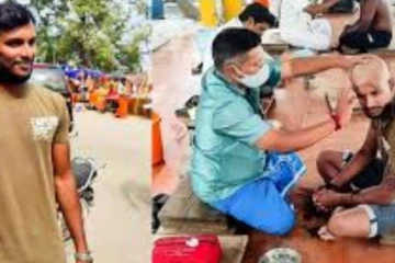 பழனியில் மொட்டையடித்து நேர்த்திக் கடன் செலுத்திய இந்திய கிரிக்கெட் வீரர் நடராஜன்