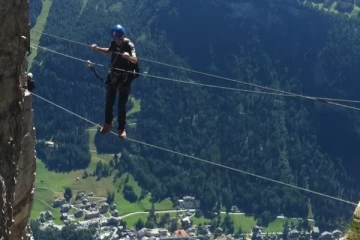 2,350 மீற்றர் உயர மலையில் வைக்கப்பட்டிருந்த பணப்பெட்டி கொள்ளை: சுவிட்சர்லாந்தில் பரபரப்பு