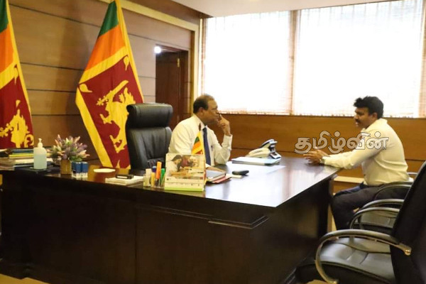 ஆளுநர் செந்தில் - கல்வி அமைச்சர் சுசில் சந்திப்பு: ஆசிரியர் பற்றாக்குறை தொடர்பில் பேச்சு | Discussion Senthil Thondaman Sushil ஆளுநர் செந்தில் - கல்வி அமைச்சர் சுசில் சந்திப்பு: ஆசிரியர் பற்றாக்குறை தொடர்பில் பேச்சு | Discussion Senthil Thondaman Sushil