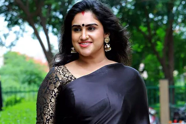 Vanitha Math தனித்து விடப்பட்ட வனிதாவிடம் எவ்வளவு சொத்துக்கள் இருக்கிறது தெரியுமா ...