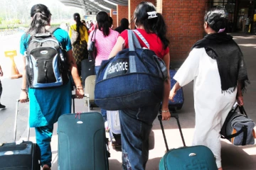 இலங்கையிலிருந்து வேலைக்காக வெளிநாடு செல்வதில் வரப்போகும் கட்டுப்பாடு