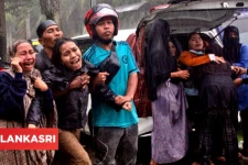 தோண்டத் தோண்ட கிடைக்கும் சடலங்கள்! இந்தோனேசியாவில் நடந்த கோர சம்பவம்