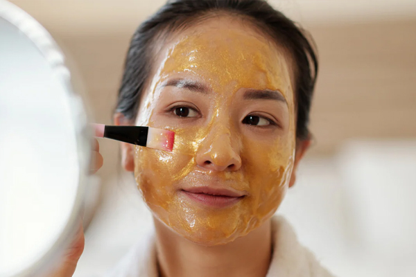 எப்பொழுதும் இளமையாக இருக்க வேண்டுமா? தேன் செய்யும் அற்புதம் | Honey Apply In Your Face Beauty And Glow