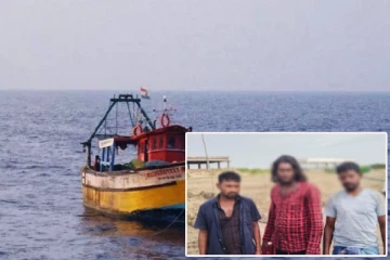 படகு பழுதடைந்ததால் தமிழ்நாட்டையடைந்த யாழ். கடற்தொழிலாளர்கள்!(Photos)