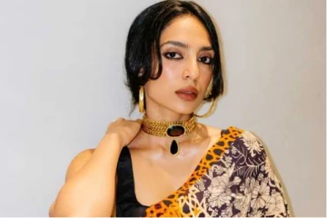 பளபளக்கும் முகம்!! திருமணத்திற்கு முன் அழகில் மின்னும் நாக சைதன்யாவின் வருங்கால மனைவி சோபிதா..