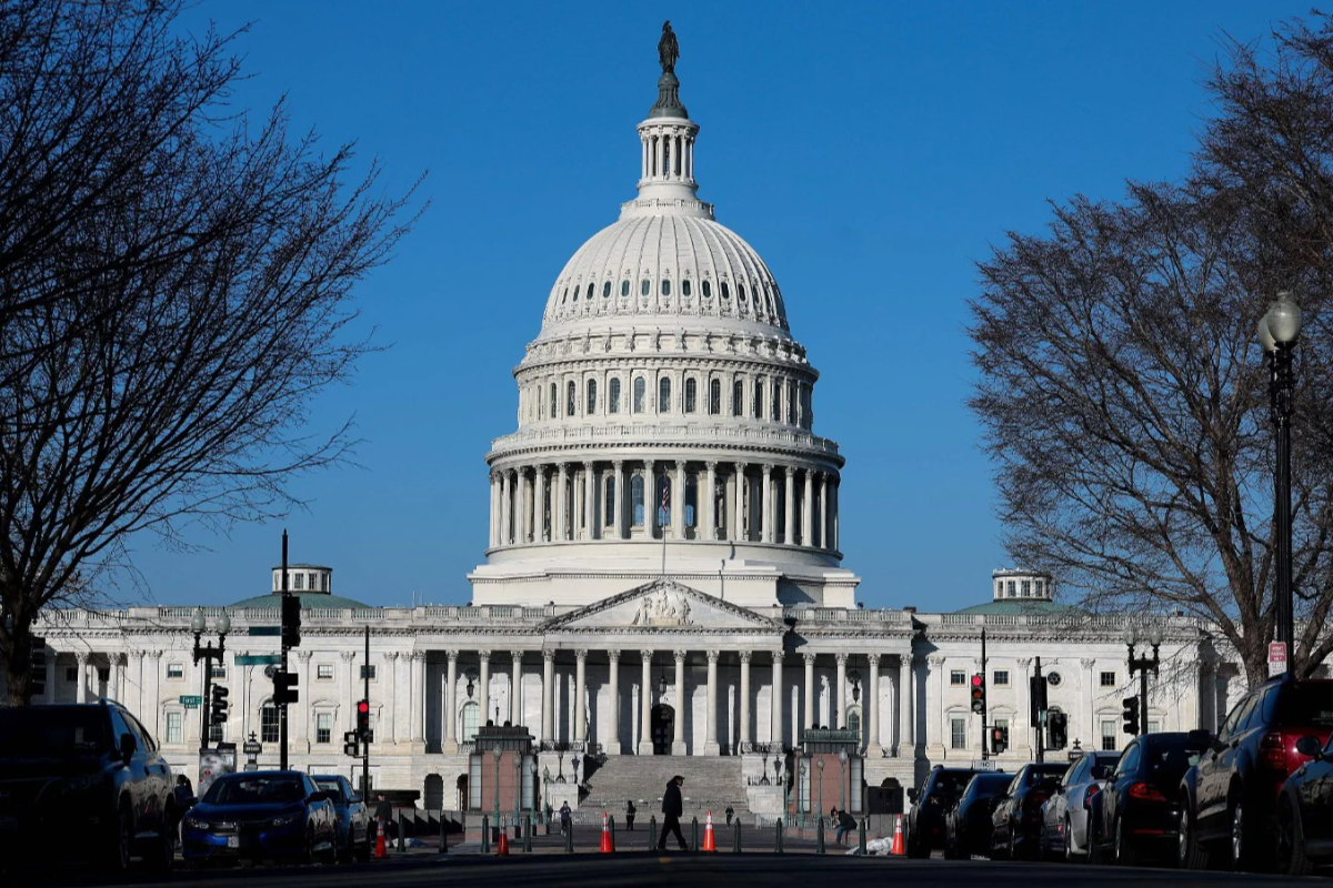 ஈரான் விவகாரத்தில் ட்ரம்பைக் கட்டுப்படுத்தல் : செனட் சபையில் பிரேரணை தோல்வி | Us Senate Vote Fails To Rein In Trump War On Iran