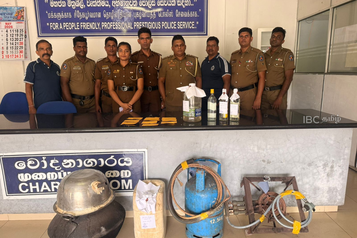 யாழில் கசிப்பு விற்பனையில் ஈடுபட்ட பெண் உள்ளிட்ட இருவர் கைது! | Two People Including A Woman Arrested In Jaffna