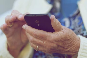 அமெரிக்காவில் மோசடிகளில் ஈடுபட்ட 25 கனடியர்கள் கைது