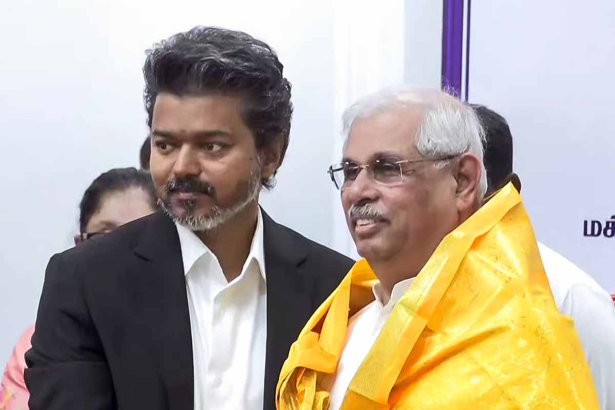 சட்டப்பேரவையில் நிறைவேற்றப்பட்ட 12 மசோதாக்களுக்கு ஆளுநர் ஒப்புதல் | Tn Governor Has Granted Assent To The 12 Bills சட்டப்பேரவையில் நிறைவேற்றப்பட்ட 12 மசோதாக்களுக்கு ஆளுநர் ஒப்புதல் | Tn Governor Has Granted Assent To The 12 Bills