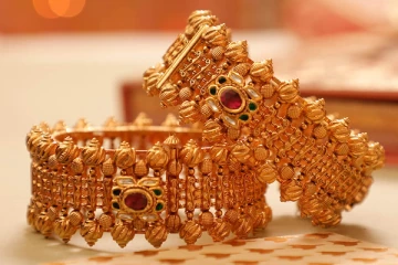 ரூ.44,000 கீழ் குறைந்த தங்கம் விலை - மக்களே.. இதுதான் சரியான நேரம்!