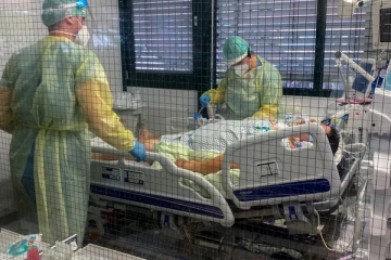 ஜேர்மனியில் வரலாறு காணாத அளவுக்கு அதிகரித்துள்ள கொரோனா தொற்று: அவசர நிலையை நீட்டிக்க அழைப்பு