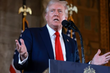 அமெரிக்காவில் டிரம்ப் அதிரடியால் பாதிக்கப்படவுள்ள 2 கோடி குடும்பங்கள்!