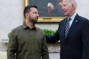 உக்ரைன் அதிபர் ஜெலன்ஸிகிக்கு அழைப்பு விடுத்த ஜோ பைடன்!