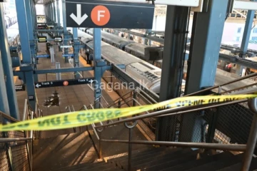 දුම්රියක ගමන් කරමින් සිටි කාන්තාවක් ගිනිතබා ඝාතනය කරයි.