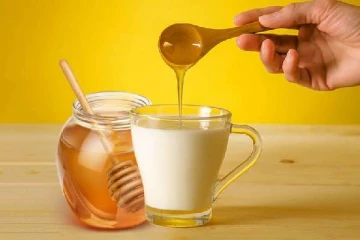 பாலுடன் தேனைக் கலந்து சாப்பிடுவதால் இத்தனை நன்மைகள் உள்ளதா!