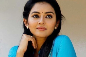 கழுத்தில் தாலியுடன் திருமண கோலத்தில் நாயகி சீரியல் நடிகை வித்யா பிரதீப்.. ரசிகர்கள் ஷாக்