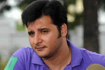 “காதலிக்கு 45 நிமிஷம் முத்தம் கொடுத்தேன்..” இரகசியத்தை உடைத்த அப்பாஸ்!