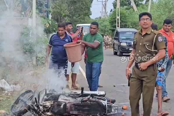 யாழில் கடும் பதற்றம்! பொலிஸார் துப்பாக்கிச் சூடு - இருவர் அதிரடி கைது | Jaffna Tense Situation