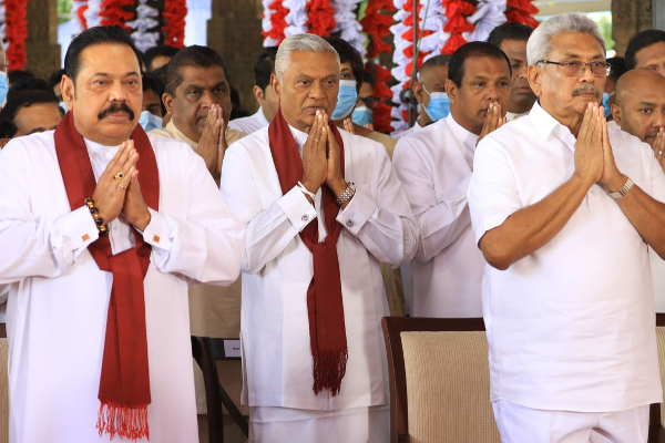 தம்பி விமர்சிக்கப்படுவதை தாங்கிக்கொள்ள முடியவில்லை: சமல் ராஜபக்ச மகிந்தவுக்கு அனுப்பிய செய்தி | Message Elder Brother To Younger Brother