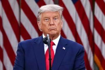 டொனால்ட் டிரம்ப்பின் வாழ்க்கை வரலாறு திரைப்படத்தை எதிர்த்து வழக்கு