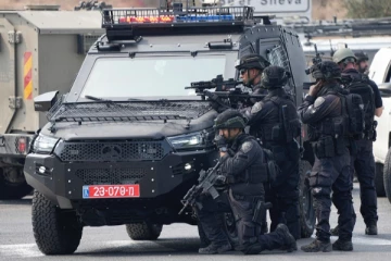 காசா சண்டையில் தவறுதலாக 3 பிணைக்கைதிகள் சுட்டுக்கொலை : இஸ்ரேல் ராணுவம்