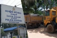 முறையற்ற விதத்தில் மணல் அனுமதி : இரண்டு டிப்பர்கள் பொலிஸாரால் பறிமுதல்